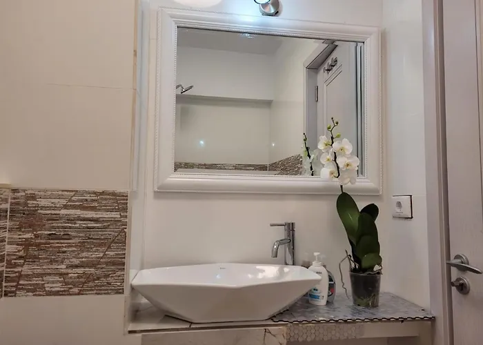 Neversea * Konstanca